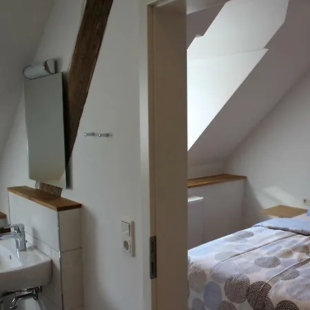 Schloessje בית הארחה